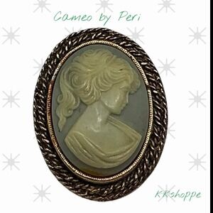 Signed Peri Oval Cameo Brooch Pendant Vintage Gold Rope Frame